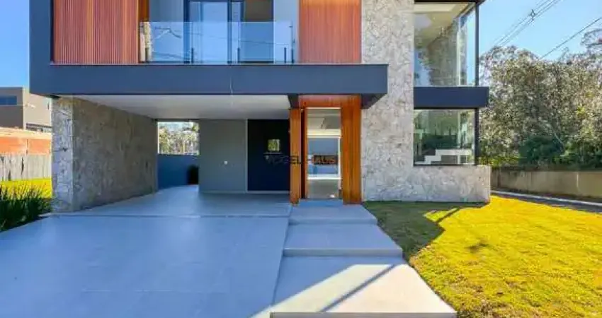 Casa à venda na Estrada Manoel José do Nascimento, 927, Central Parque, Cachoeirinha