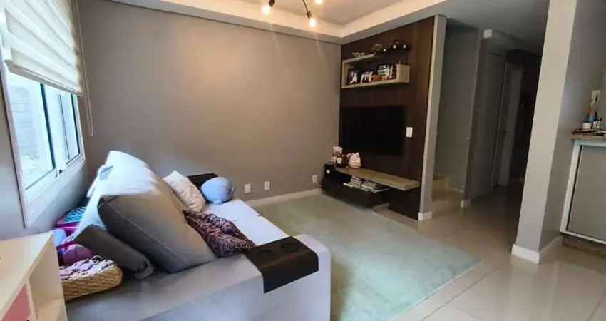 Casa Semimobiliada em Condomínio 03 Dormitórios (01 suíte) em Canoas | Bairro Marechal Rondon