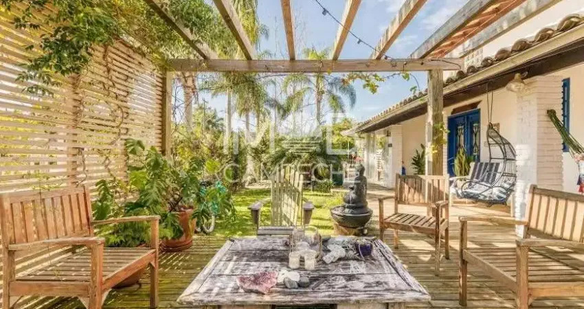 Casa com 5 quartos à venda na Avenida dos Coqueiros, 667, Daniela, Florianópolis