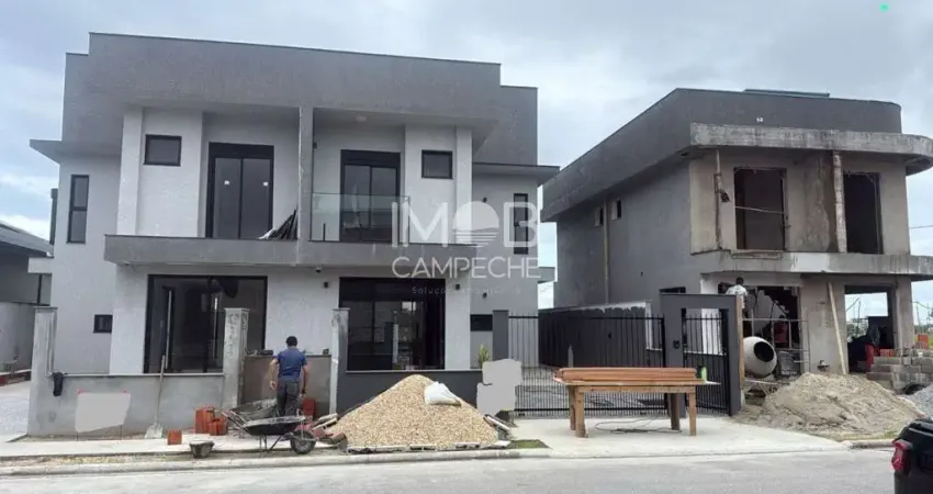 Casa com 3 quartos à venda na Jardim 500, 11, Campeche, Florianópolis