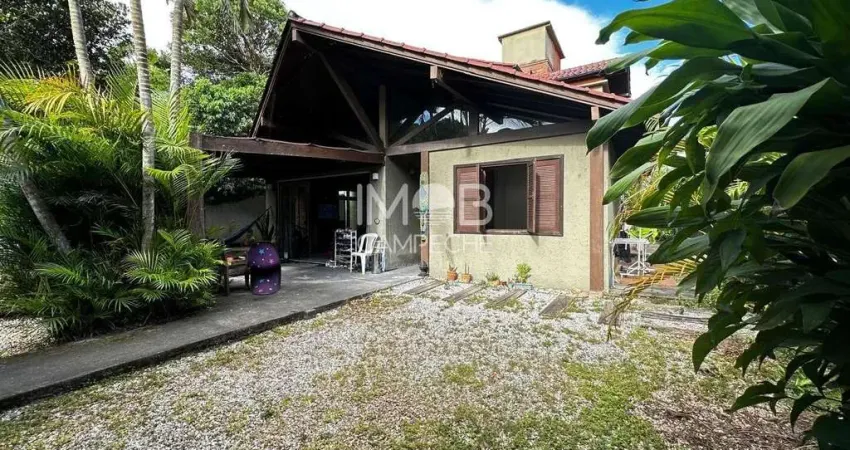 Casa com 3 quartos à venda na Rua Pau de Canela, 1145, Campeche, Florianópolis