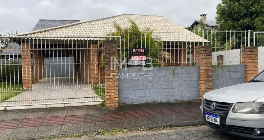 Casa com 2 quartos à venda na Servidão Olindina Maria Lopes, 827, Campeche, Florianópolis
