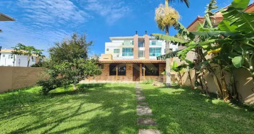 Casa para Venda em Florianópolis, Ingleses do Rio Vermelho, 2 dormitórios, 1 banheiro, 2 vagas