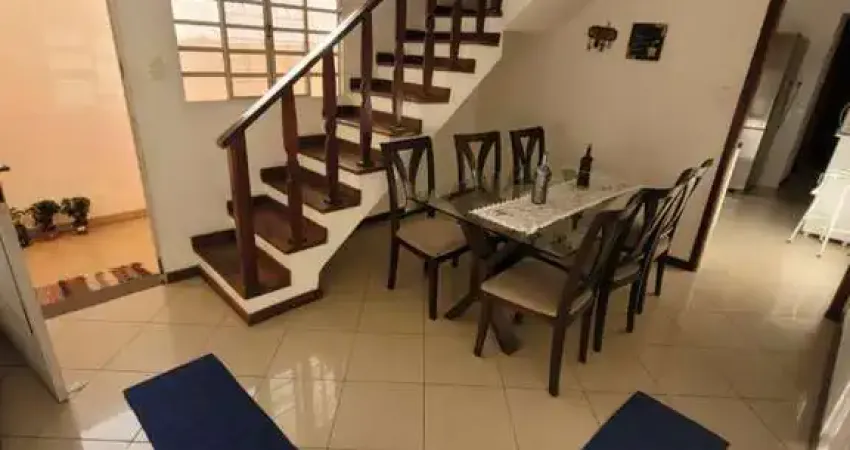 Casa com 4 quartos à venda na Rua Kumazo Ishikawa, 250, Residencial União, São José dos Campos