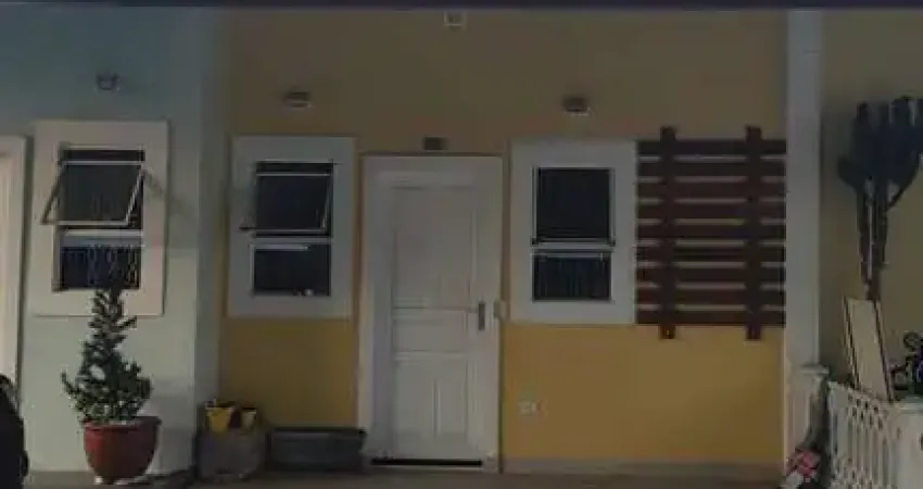 Alugo casa em Condomínio Zona Sul ( Quinta dos Ipês)