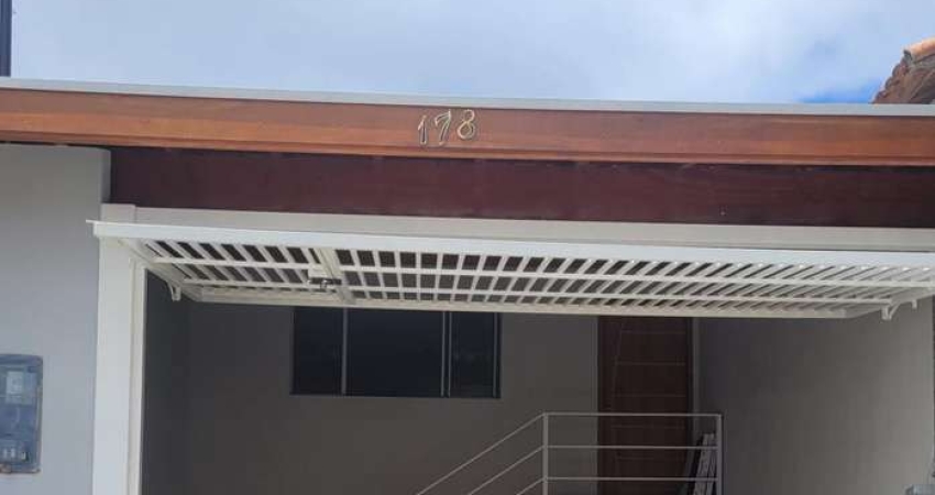 Casa com 2 quartos à venda na Vila Jaci, São José dos Campos 