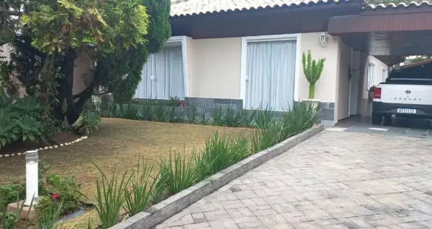 Alugo casa residencial/ comercial no Parque Industrial