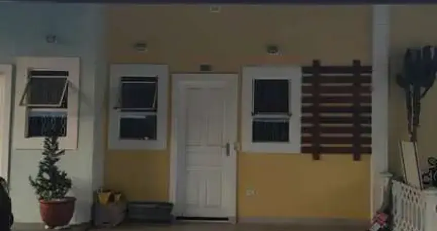 Alugo casa em Condomínio Zona Sul ( Quinta dos Ipês)