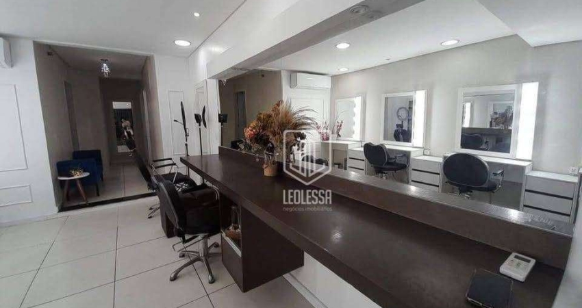 Casa com 3 dormitórios à venda, 224 m² por R$ 770.000 - Vila Tatetuba - São José dos Campos/SP