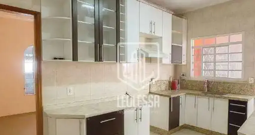 Casa com 2 quartos à venda na Rua Franca, 123, Bosque dos Eucaliptos, São José dos Campos