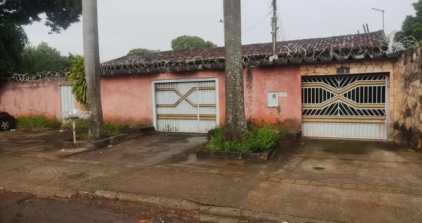 Casa no setor Setor Sudoeste Casa de Rua com 4 Quarto(s) e 3 banheiro(s) à Venda, 238 por R$ 650.000 no setor Setor Sudoeste ST9450