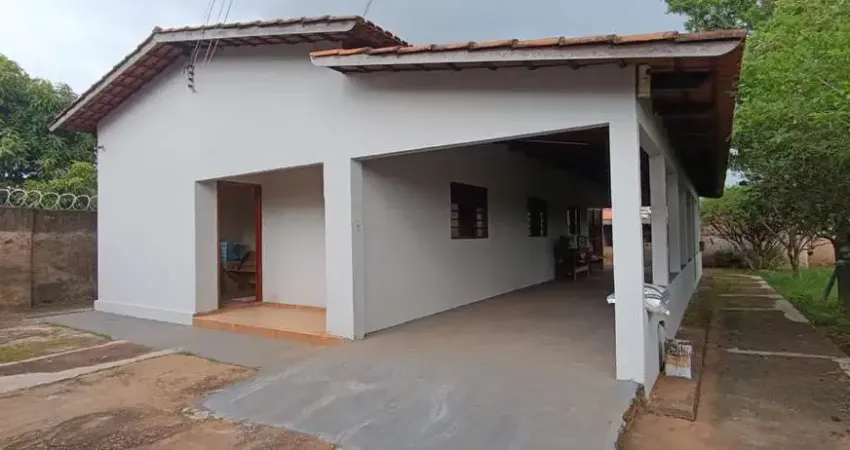 CASA 3 QTS, NO SETOR ARAGUAIA, APARECIDA DE GOIÂNIA. Casa de Rua com 3 Quarto(s) e 2 banheiro(s) à Venda, 147 por R$ 380.000 no setor Setor Araguaia AD16991