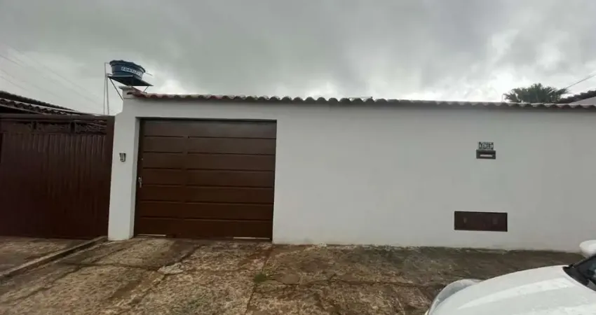 Casa 3 quartos - Cidade Jardim Casa de Rua com 3 Quarto(s) e 2 banheiro(s) à Venda, 150 por R$ 630.000 no setor Cidade Jardim FL18180