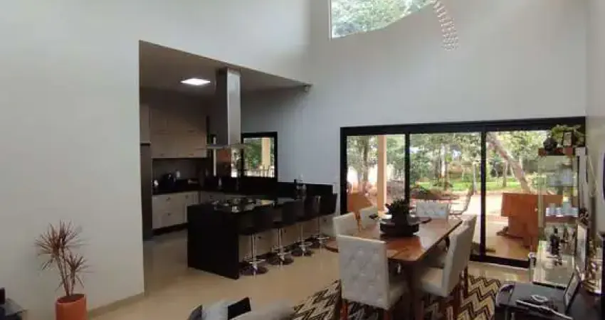 MARCELO RIBEIRO DE OLIVEIRA Casa em Condomínio com 3 Quarto(s) e 3 banheiro(s) à Venda, 206.34 por R$ 995.000 no setor Residencial Villa Verde VN19594