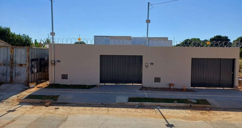 CASA 2 QTS, 1 SUITE, COM VARANDA GOURMET/CHURRASCO, SETOR INDEPENDÊNCIA, APRARECIDA DE GOIÂNIA Casa de Rua com 2 Quarto(s) e 2 banheiro(s) à Venda, 104.92 por R$ 319.900 no setor Independência - 3º Co