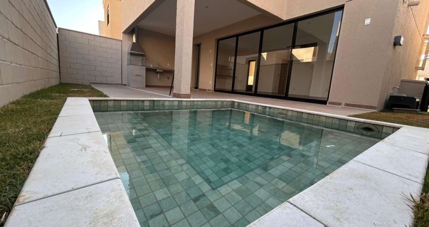 Ágio Lindo sobrado com piscina e churrasqueira a carvão no Jardins Marselha Casa em Condomínio com 4 Quarto(s) e 4 banheiro(s) à Venda, 181 por R$ 1.199.000 no setor Conjunto Residencial Storil ST2178