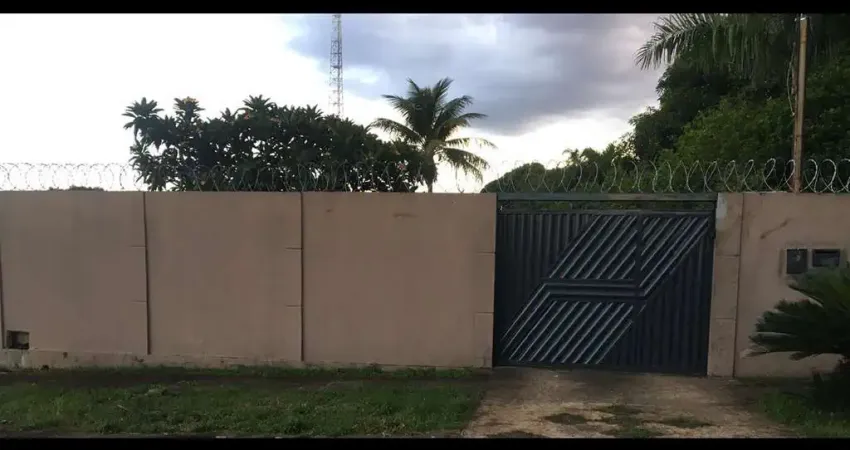 LOTE Casa de Rua com 3 Quarto(s) e 2 banheiro(s) à Venda, 129.98 por R$ 495.000 no setor Aeroviário AD22422