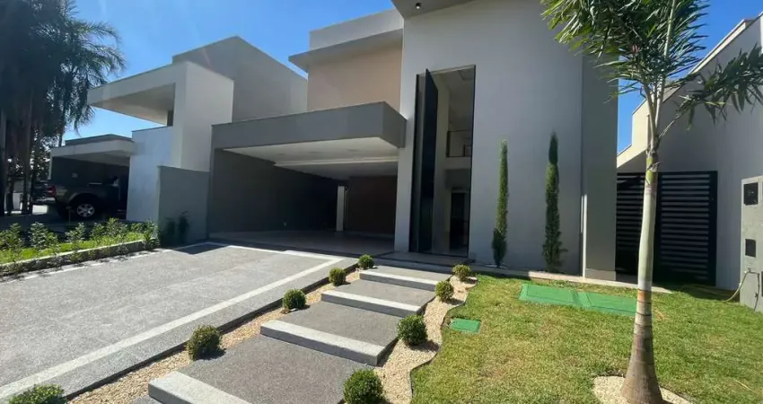 MORADA DO LAGO VILLAGE TRINDADE Casa em Condomínio com 4 Quarto(s) e 5 banheiro(s) à Venda, 305.97 por R$ 2.200.000 no setor morada do lago AD22499