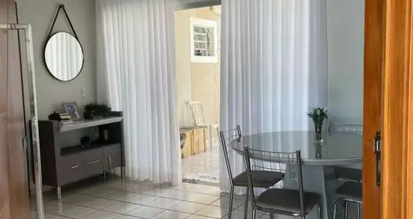 Casa Térrea residencial - Jd. Planalto Casa de Rua com 3 Quarto(s) e 3 banheiro(s) à Venda, 290 por R$ 700.000 no setor Jardim Planalto VN22680