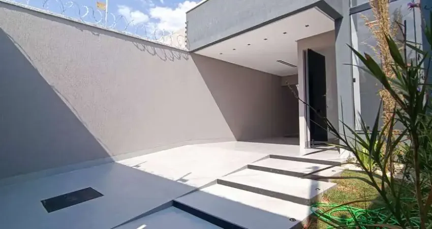 Vendo Casa de 3 Quartos no Setor Faiçalville  Casa de Rua com 3 Quarto(s) e 2 banheiro(s) à Venda, 125 por R$ 600.000 no setor Setor Faicalville VN24009