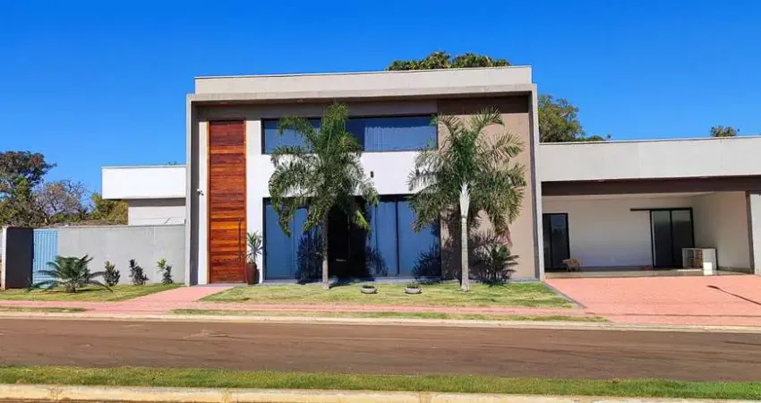 CASA EM CONDOMINIO DE CHACARA DE 1000 M² De Lote Casa em Condomínio com 3 Quarto(s) e 4 banheiro(s) à Venda, 288 por R$ 2.500.000 no setor Estância Vargem Bonita AD24230