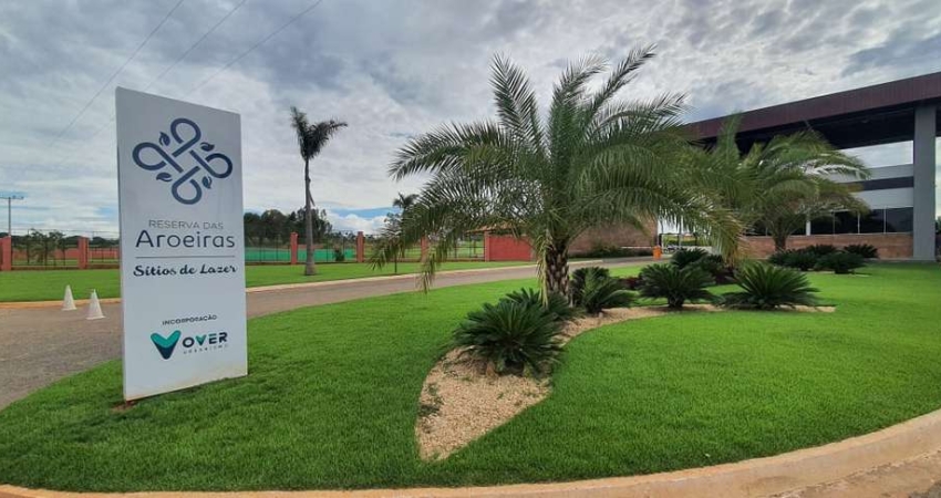 LOTE EM CONDOMÍNIO DE CHÁCARAS - RESERVA DAS AROEIRAS NA GO-020 Lote à Venda, 2000 por R$ 280.000 no setor Condomínio Reserva das Aroeiras FL24294
