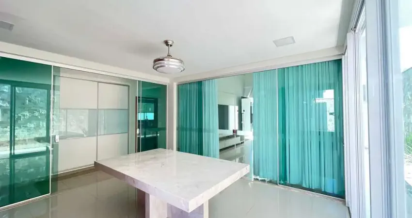CASA JARDINS MADRI Casa em Condomínio com 4 Quarto(s) e 4 banheiro(s) à Venda, 185 por R$ 2.047.500 no setor Jardins Madri IN24501
