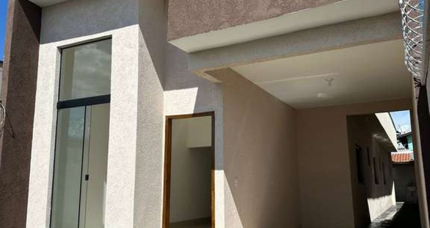 Casa 3Q com área gourmet em Ap. de Goiania Casa de Rua com 3 Quarto(s) e 2 banheiro(s) à Venda, 116 por R$ 330.000 no setor Industrial Santo Antonio AU27191