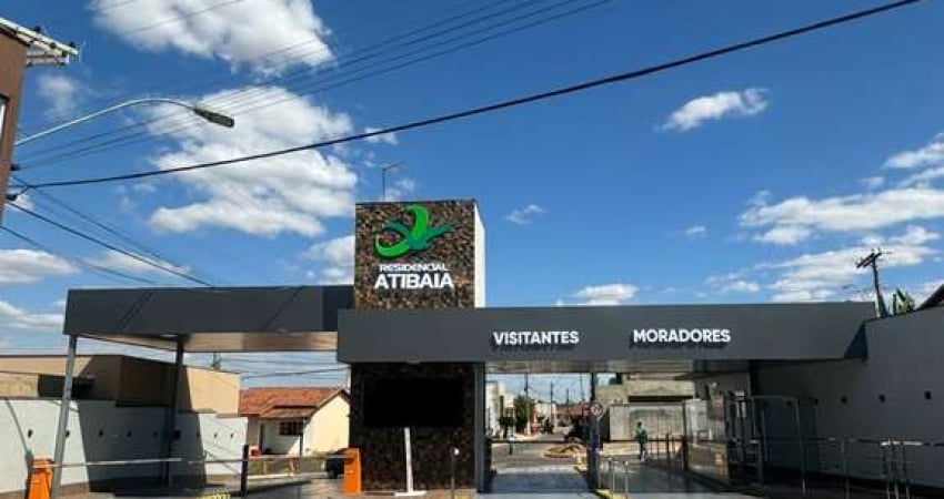 Casa em Condomínio Fechado próximo ao Garavelo Casa em Condomínio com 4 Quarto(s) e 4 banheiro(s) à Venda, 189 por R$ 330.000 no setor Condomínio Amin Camargo AD27252