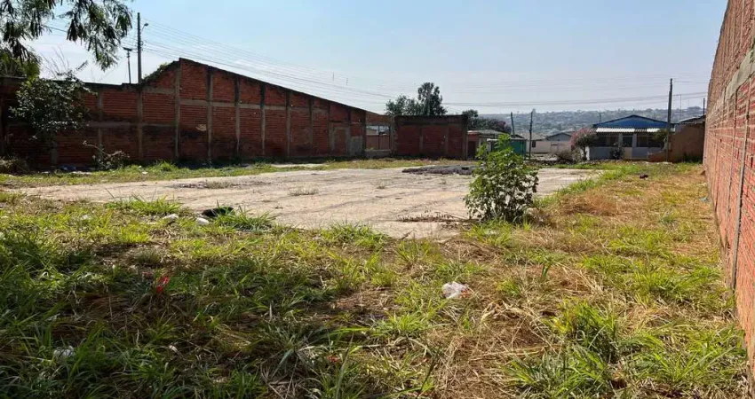 OPORTUNIDADE EM ANÁPOLIS /LOTE EM ÓTIMA LOCALIZAÇÃO Lote à Venda, 1292 por R$ 700.000 no setor Parque São João AD27792