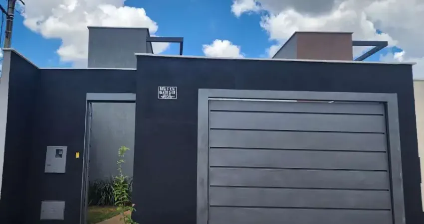 CASA TÉRREA - JD AMÉRICA - 3 SUÍTES Casa de Rua com 3 Quarto(s) e 5 banheiro(s) à Venda, 160.23 por R$ 930.000 no setor Jardim América ST21839