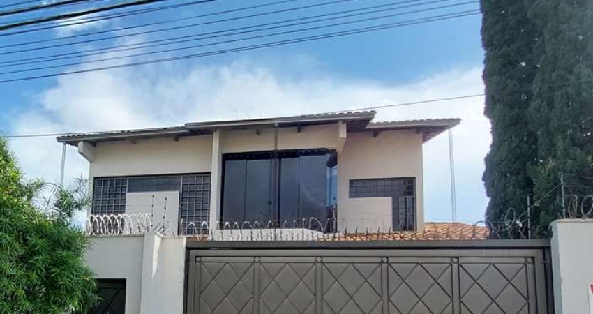 Sobrado com 543m² no Setor Marechal Rondon Casa de Rua com 5 Quarto(s) e 6 banheiro(s) à Venda, 543 por R$ 1.350.000 no setor Setor Marechal Rondon VN27864
