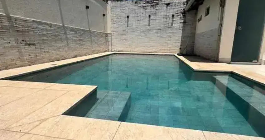 Casa à Venda no Anápolis City – Alto Padrão Casa de Rua com 3 Quarto(s) e 3 banheiro(s) à Venda, 420 por R$ 1.050.000 no setor Anápolis City ST28392