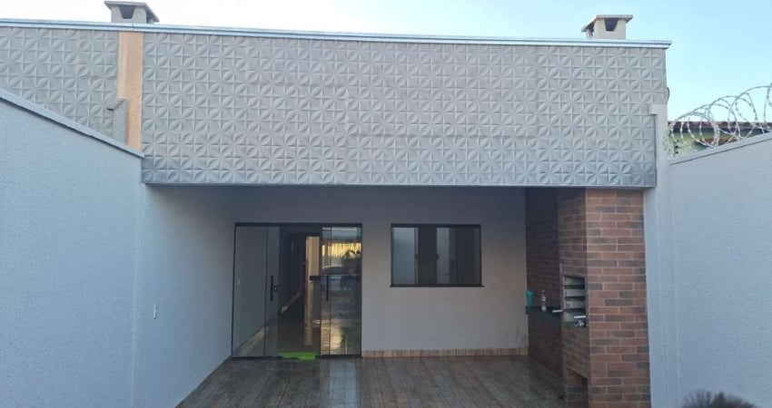 vendo casa no residencial recanto do bosques, 10 minutos shopping  passeio das águas  Casa de Rua com 2 Quarto(s) e 2 banheiro(s) à Venda, 97 por R$ 297.000 no setor Residencial Recanto do Bosque VN28