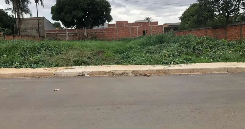LOTE  Lote à Venda, 516.04 por R$ 255.000 no setor Vila Oliveira VN27008
