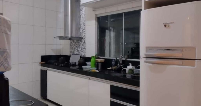 casa 4/4  residencial cidade verde Casa de Rua com 4 Quarto(s) e 2 banheiro(s) à Venda, 165 por R$ 330.000 no setor RESIDENCIAL CIDADE VERDE  TA28616