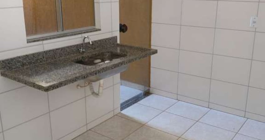 CASA JARDIM DECOLORES TRINDADE Casa de Rua com 2 Quarto(s) e 2 banheiro(s) à Venda, 68.52 por R$ 190.000 no setor Jardim Decolores IN28836
