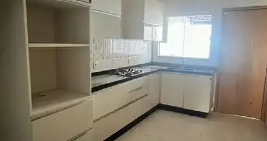 Casa à Venda com 3 Quartos e Quintal – Jardim Atlântico, Goiânia Casa de Rua com 3 Quarto(s) e 2 banheiro(s) à Venda, 80 por R$ 600.000 no setor Jardim Atlântico IN28859