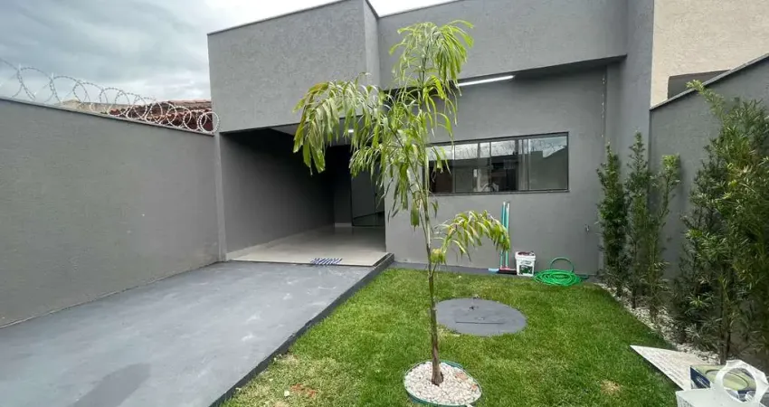 Linda casa no Setor Buriti Sereno  Casa de Rua com 1 Quarto(s) e 3 banheiro(s) à Venda, 220 por R$ 400.000 no setor Jardim Buriti Sereno AD29054