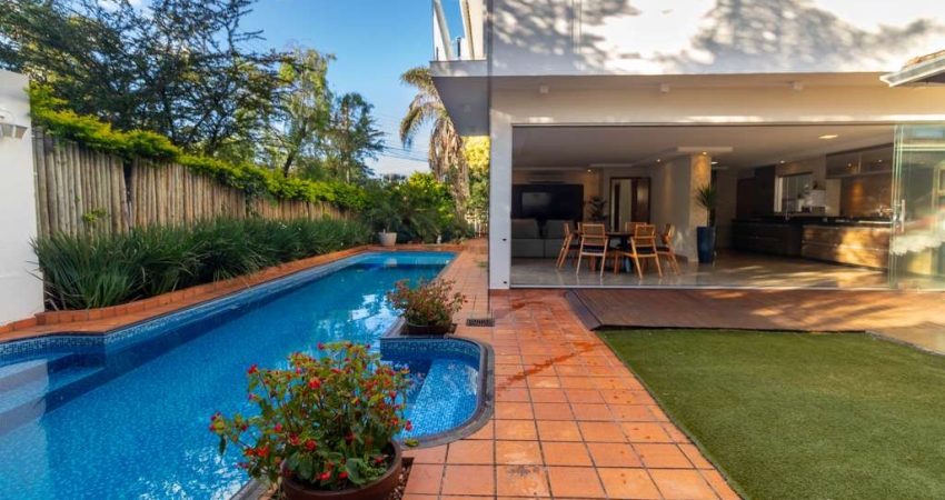 Sobrado Portal do Sol 1 Casa em Condomínio com 4 Quarto(s) e 7 banheiro(s) à Venda, 300 por R$ 1.790.000 no setor Loteamento Portal do Sol I AX29221