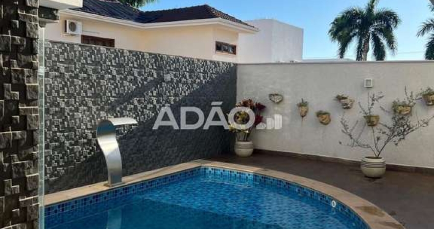 Sobrado condomínio fechado Jardins Madri  Casa em Condomínio com 5 Quarto(s) e 7 banheiro(s) à Venda, 331 por R$ 2.300.000 no setor Jardins Madri AD29235