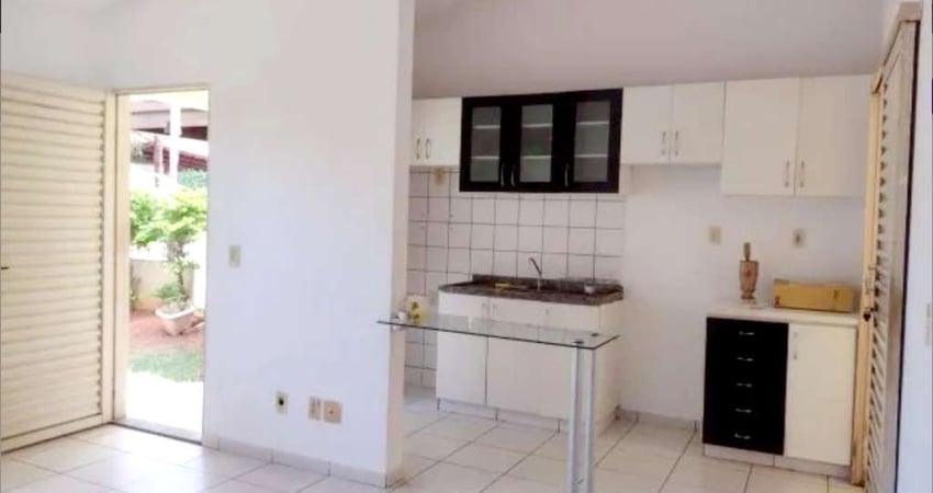 Casa Térrea 3 quartos condomínio fechado Casa em Condomínio com 3 Quarto(s) e 2 banheiro(s) à Venda, 200 por R$ 300.000 no setor Residencial Solar Ville IN29238