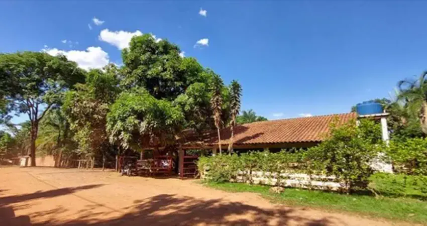 Chácara com 2 dormitórios à venda, 5000 m² por R$ 400.000,00 - Residencial Campos Dourados - Goiânia/GO Chácara à Venda, 150 por R$ 400.000 AV29265