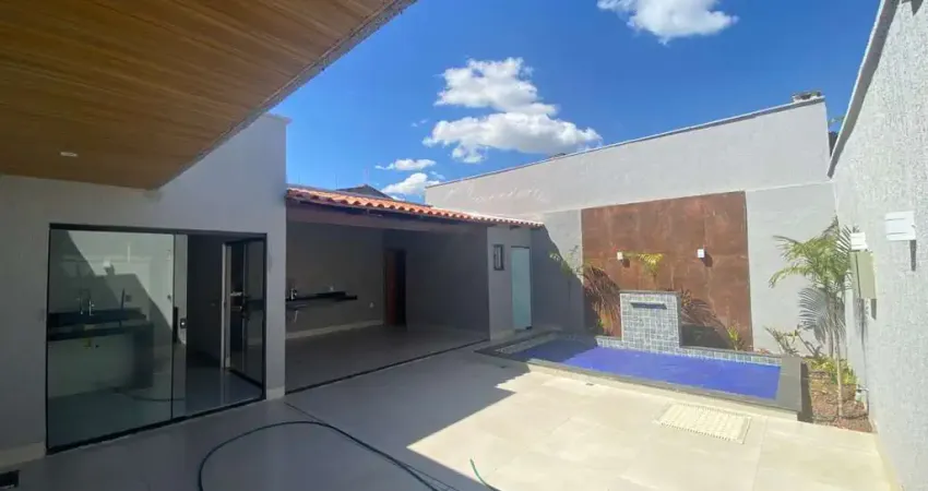 Casa Terréa 3 Quartos no Residencial Prado em Senador Canedo Casa de Rua com 3 Quarto(s) e 3 banheiro(s) à Venda, 161.96 por R$ 620.000 no setor Residencial Prado AX29667