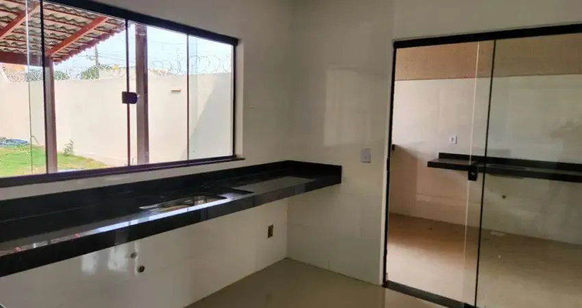 Casa 2 quartos porcelanato churrasqueira  Casa de Rua com 2 Quarto(s) e 2 banheiro(s) à Venda, 98 por R$ 323.900 no setor Vila Oliveira IN29508