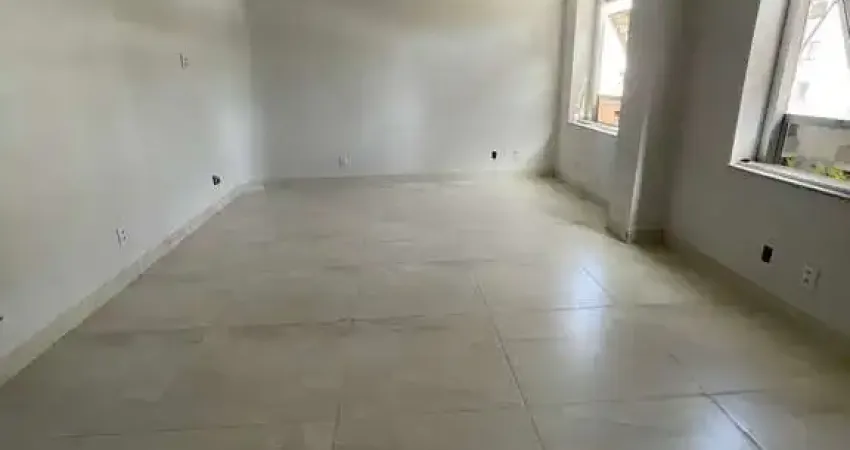 Sala Comercial Pronta, Andar Alto e Garagem Privativa -  Setor Oeste  Sala comercial com null Quarto(s) e null banheiro(s) à Venda, 30 por R$ 119.000 no setor Setor Oeste IN30085