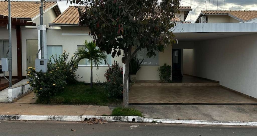 CASA CONDOMINIO FECHADO PARQUE AROEIRA Casa em Condomínio com 3 Quarto(s) e 2 banheiro(s) à Venda, 200 por R$ 710.000 no setor Jardim Guanabara II AD30151