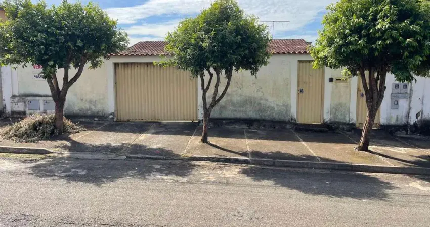 Casa com rendimento de aluguel Casa de Rua com 5 Quarto(s) e 3 banheiro(s) à Venda, 363.41 por R$ 450.000 no setor Setor Sao Jose AD30318