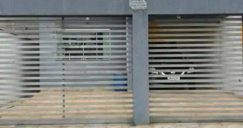 PARQUE DAS FLORES Casa de Rua com 3 Quarto(s) e 4 banheiro(s) à Venda, 121.53 por R$ 550.000 no setor Residencial Maria Lourenca AD30427