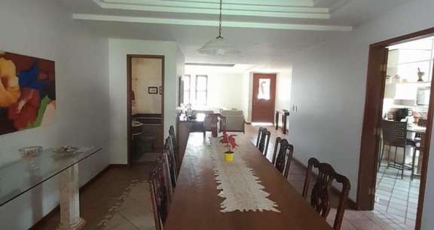 Casa sobrado, 4 quartos, 2 suítes, 4 garagens, Jardim América  Sobrado com 4 Quarto(s) e 4 banheiro(s) à Venda, 282 por R$ 1.500.000 no setor Jardim América IN30796